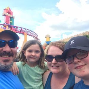 Meet your Posher, Wayne